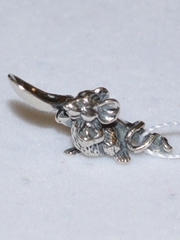 Денежная мышка (фигурка из серебра).