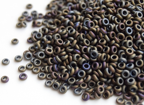 Toho Demi Round 8/0 цвет 0614 Matte Iris Brown