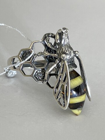 Пчела (кольцо из серебра)