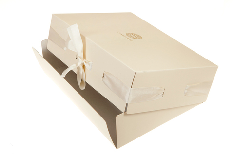 Коробка подарочная 40,5 х 30 х 11,5 Luxberry экрю