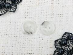 Пуговицы, d 1,8 см, 2 прокола, светло-молочный