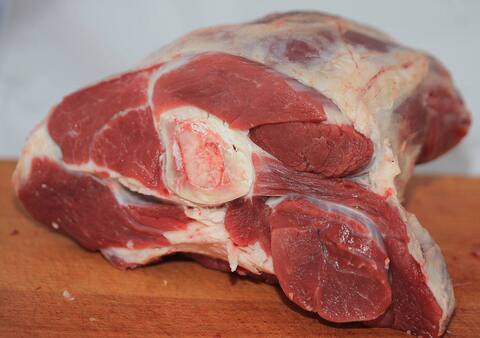 Подбедерок говяжий н/к 2-ой кат (на студень)