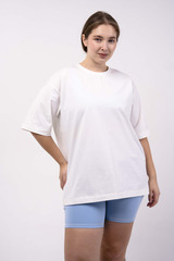 Оверсайз футболка со спущенным рукавом