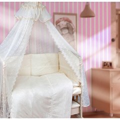 Комплект в кроватку 7 предметов "Кружева" (фисташковый)