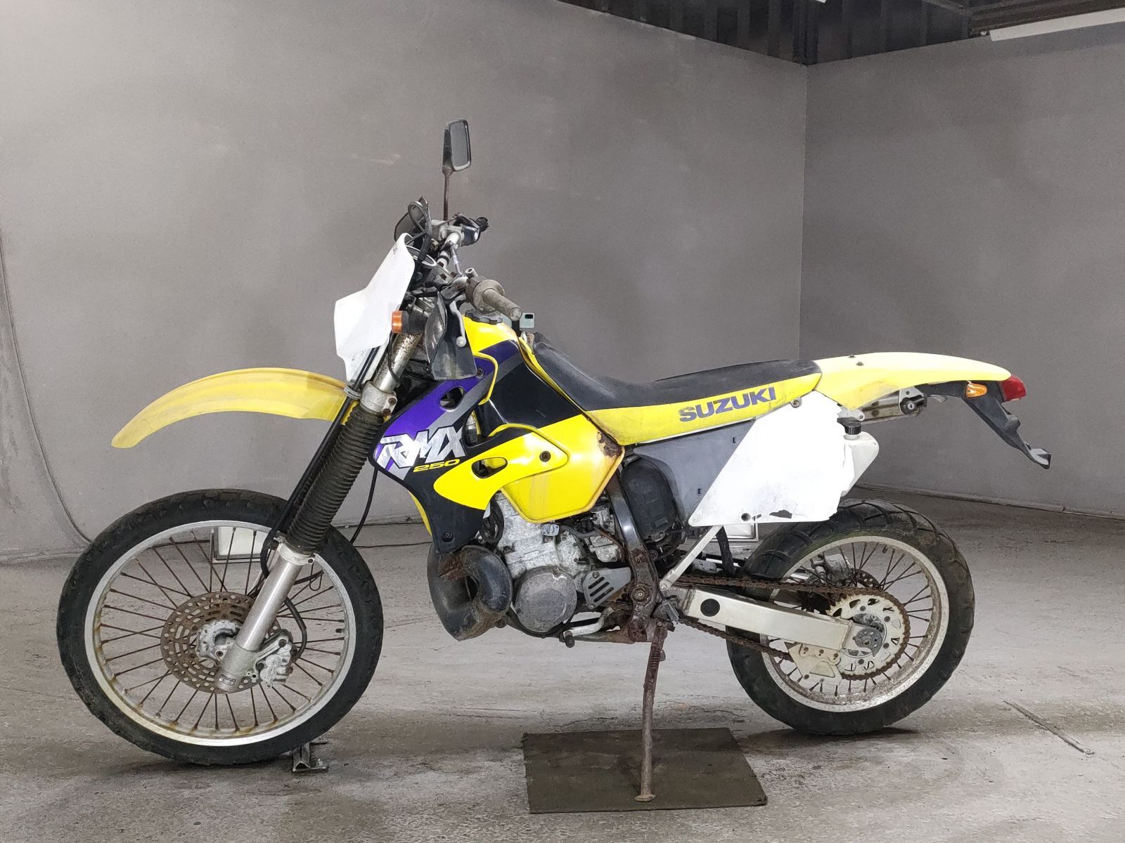 スズキ RMX250S SJ14