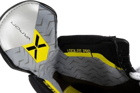 Коньки BAUER S23 VAPOR X4 YTH 11,5 D