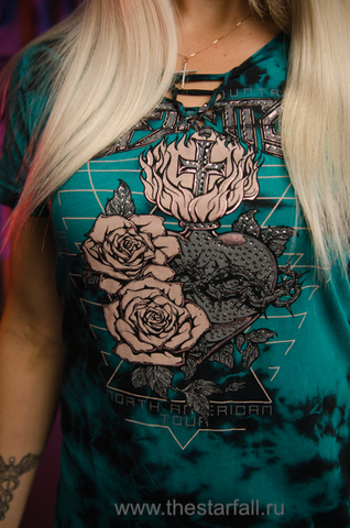 Affliction | Футболка женская OUTLAW TOUR AW20265 принт спереди