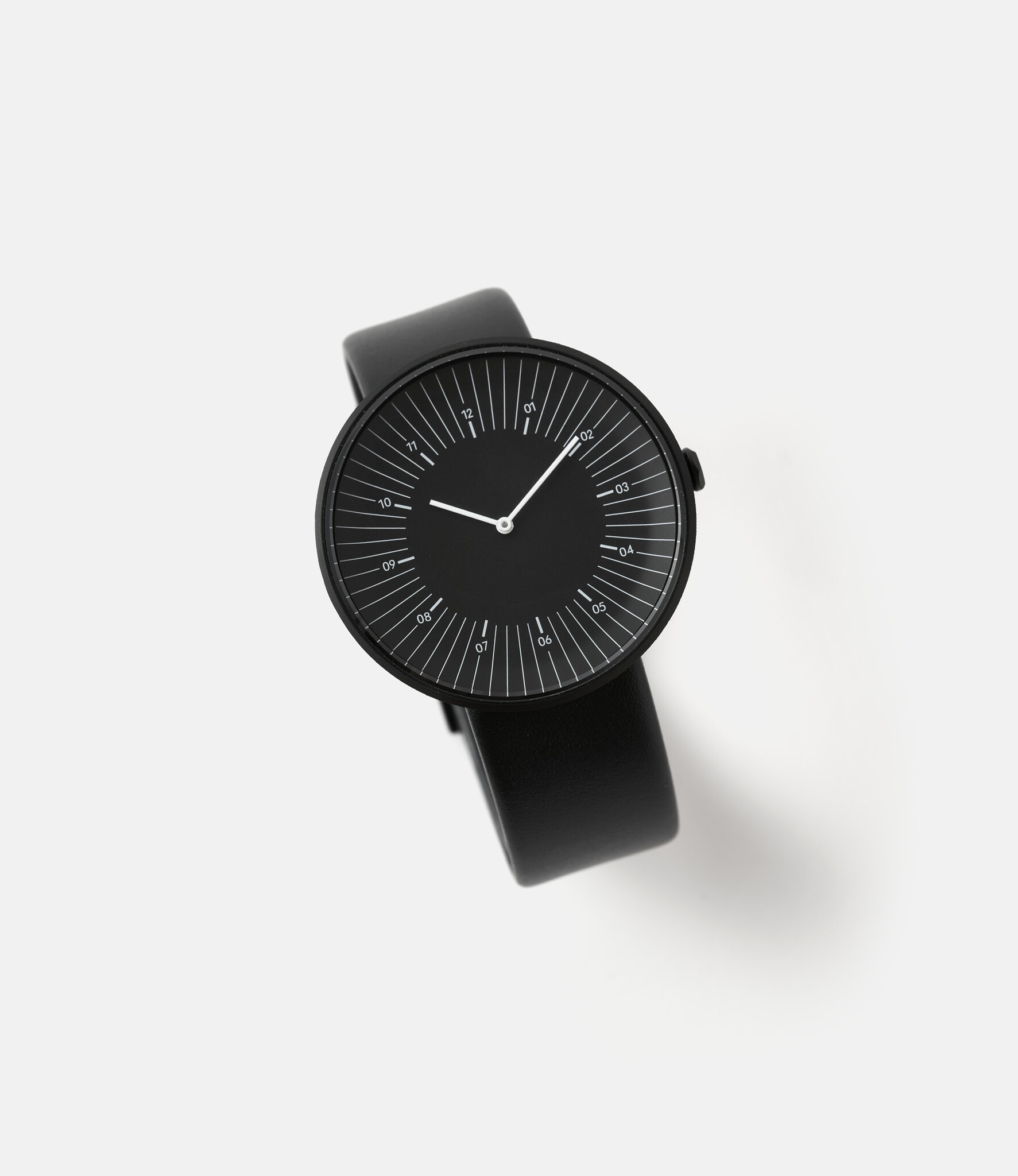 Nomad Outline Black — кварцевые часы (41 мм)