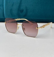 Солнцезащитные очки Louis Vuitton