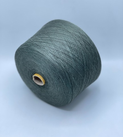 Profilo S.N.C, Classick,2/28 1400м. 70% Меринос, 30% Шелк, цвет-Припыленно-зеленый меланж(102), 37460