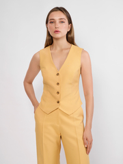 ЖИЛЕТ НА ПУГОВИЦАХ ЦВЕТА КУРКУМА