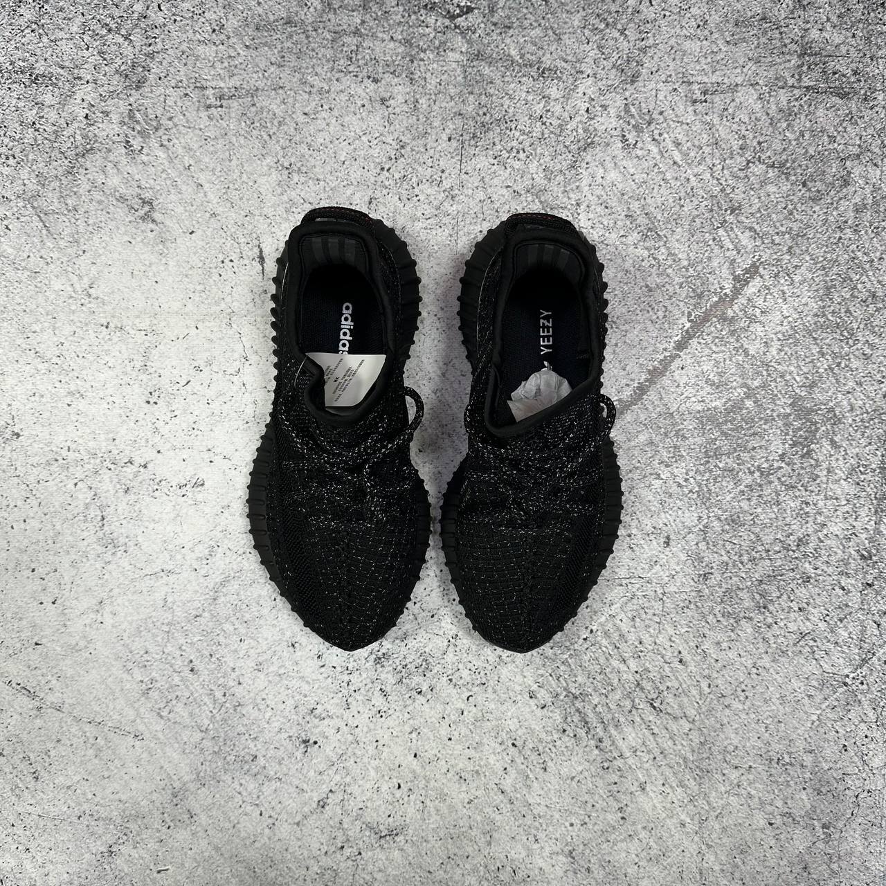 Yeezy boost 350 full black online