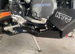 Пластиковая защита KTZ для мотоцикла Avantis Enduro 300 PRO Carb FCR Exclusive (ZS182MM) ARS 2024