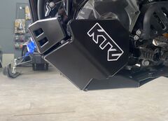 Пластиковая защита KTZ для мотоцикла Avantis Enduro 300 PRO Carb FCR Exclusive (ZS182MM) ARS 2024