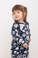 джемпер  для девочки  КР 302220/индиго,волшебные совы к419