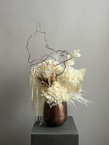 Композиция в кашпо Артик Айс