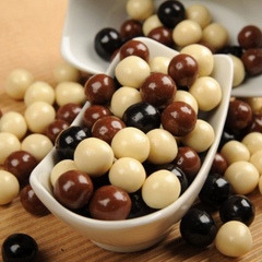 Шарики кранч в шоколадной глазури 100 гр. бело-коричневые средние 5-6мм