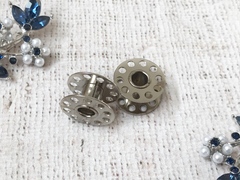 Шпулька металлическая без прорези на промышленную машину, h 10 мм