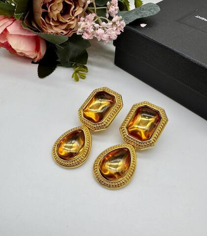 27087 -Серьги YSL из латуни подвесками каплями , вставки жёлтое муранское стекло
