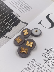 Пуговицы текстильные серые с золотом