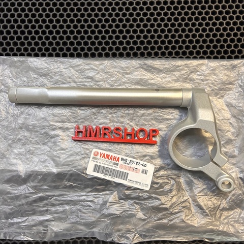 Yamaha Клипон руля правый XSR 900 GP BMG-26122-00