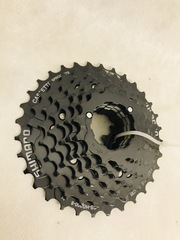 Кассета велосипедная задняя Shimano CS-HG200-8 на 8 скоростей Оригинал