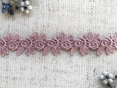 Кружево плетеное, ш. 2,5 см.