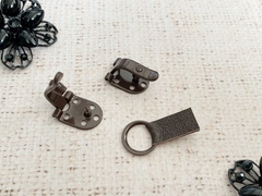 Крючки шубные металлические (пр-во Россия), коричневый