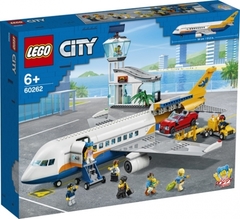 Lego konstruktor Passenger Airplane