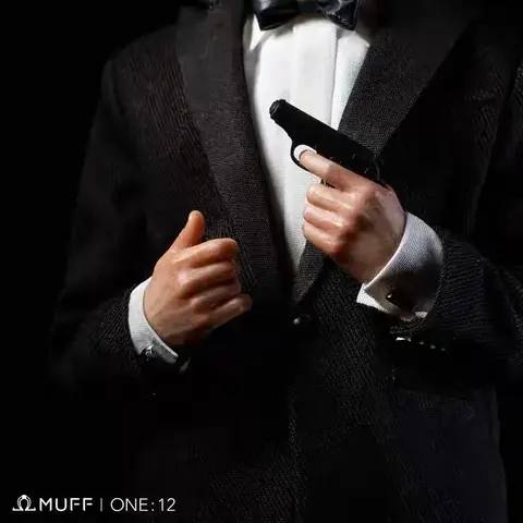 Фигурка Агент 007 Джеймс Бонд Дэниел Крейг масштаб 1/12