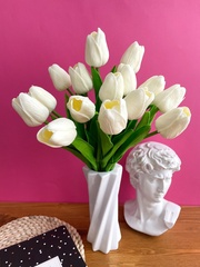 Тюльпаны реалистичные искусственные, Молочные, нежные, латексные (из фоамирана), 34 см, букет из 15 штук