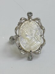 Камея Ф (кольцо из серебра)