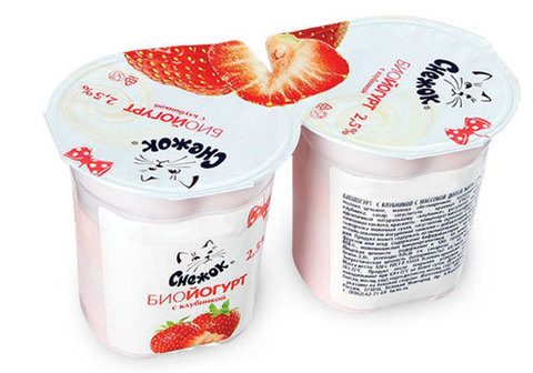 Биойогурт "Снежок" клубничный, 2*120г