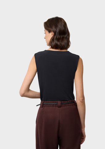 Майка VERY NEAT