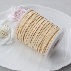 Шнур замшевый (искусственный), айвори, 2,3*1 мм, 1 метр, ШН010