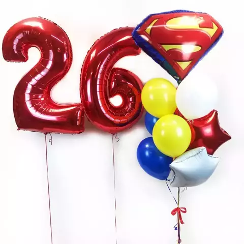 Композиция из шаров на 26 лет Супермену