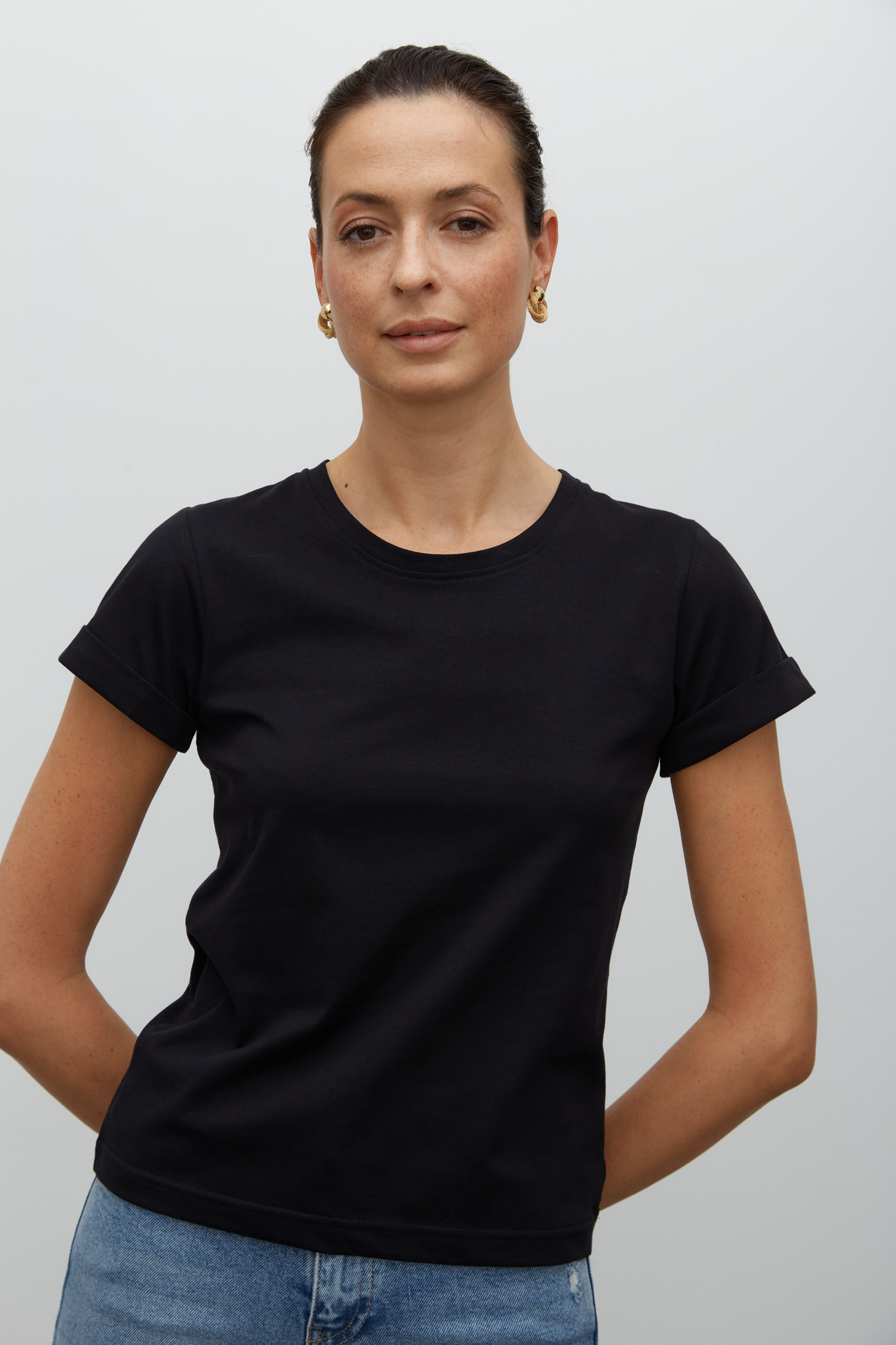 Футболка прямая черная – купить за 3 000 ₽ | CLASSY brand