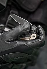 Мультитул Leatherman MUT, 16 функций, серый, нейлоновый чехол MOLLE