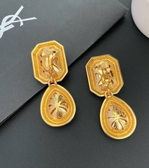 27087 -Серьги YSL из латуни подвесками каплями , вставки жёлтое муранское стекло