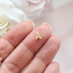 Буква A, позолота, 8 мм, 1 шт, П727