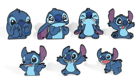 Лило и Стич значок металлический