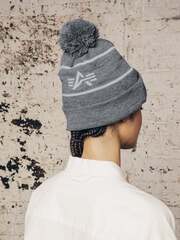 Шапка Alpha Industries Essential Pom Beanie Medium Charcoal Heather (Серая)