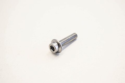 Болт Yamaha 901090601500