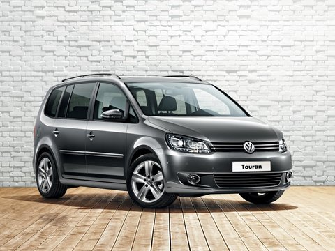 Чехлы на Volkswagen Touran 2003–2015 г.в.