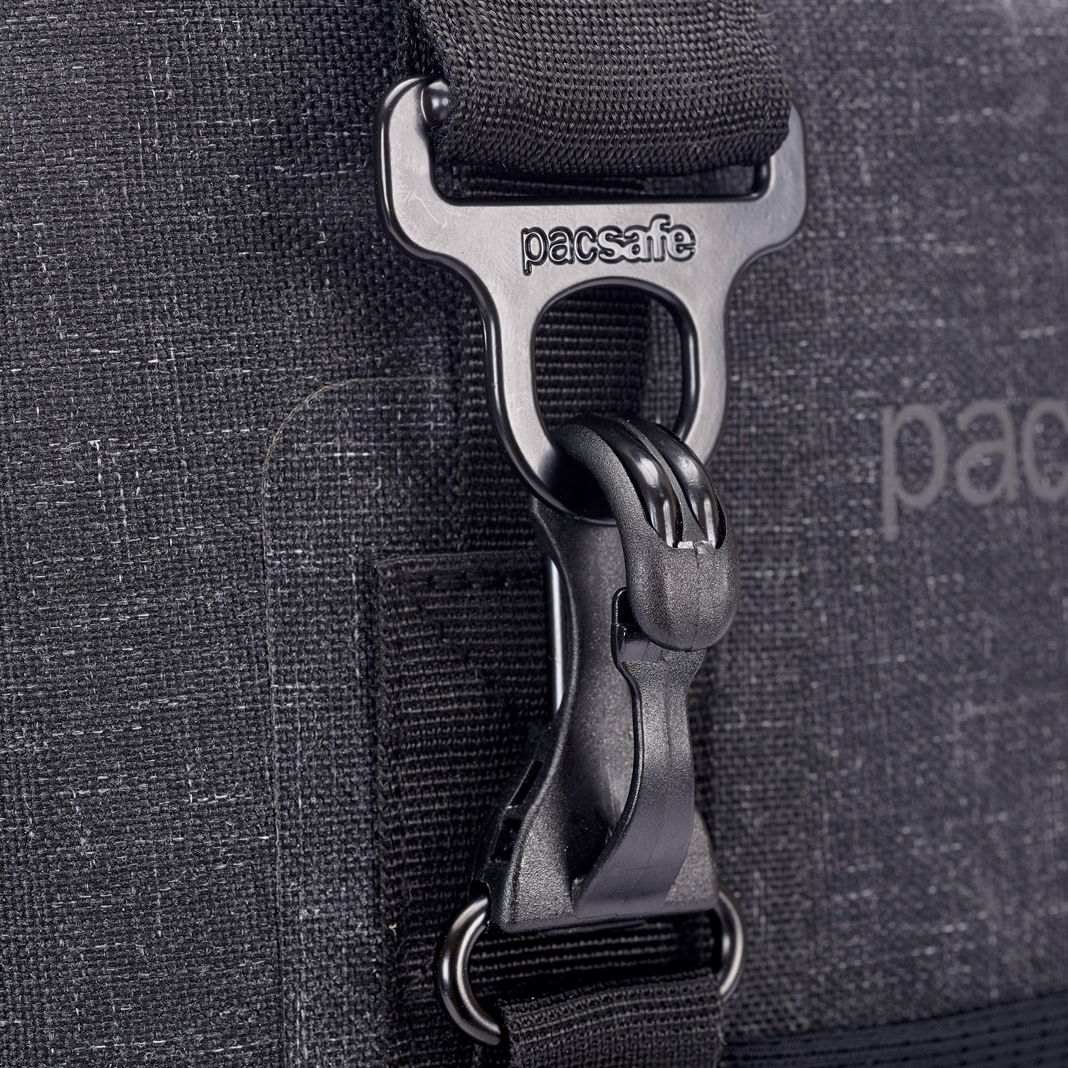 Pacsafe dry cheap 25