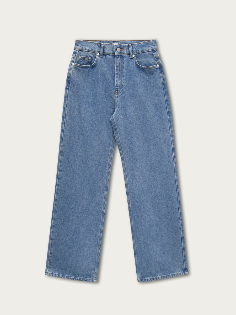 Wide fit jeans