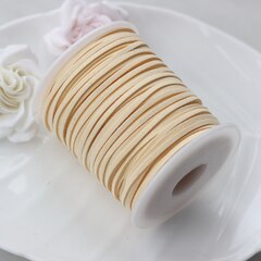 Шнур замшевый (искусственный), айвори, 2,3*1 мм, 1 метр, ШН010