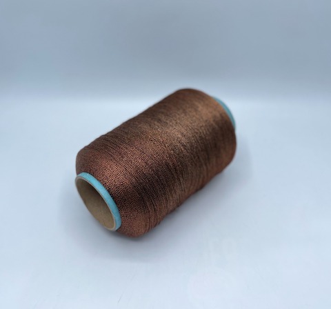 Kyototex, KTG-411, ~4500м / 100 гр. Полиэстер/Люрекс, цвет-Черно-медный, арт.37110