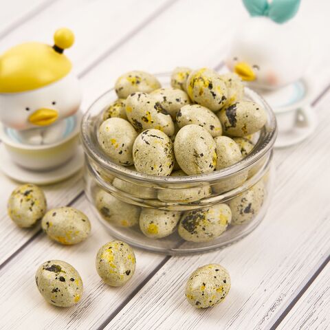 Драже шоколадное с миндалем «Яички бежевые с жёлтым» 100 гр