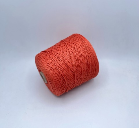 Industria Italiana (пр.Италия),art-Darling 220м/100гр, 64% Органический хлопок, 20% Полиамид, 16% Металлизированное волокно(люрекс), цвет-Оранжевый. арт-29192